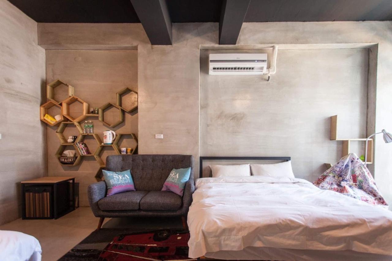 40Inn Backpackers Warehouse Taitung Bagian luar foto
