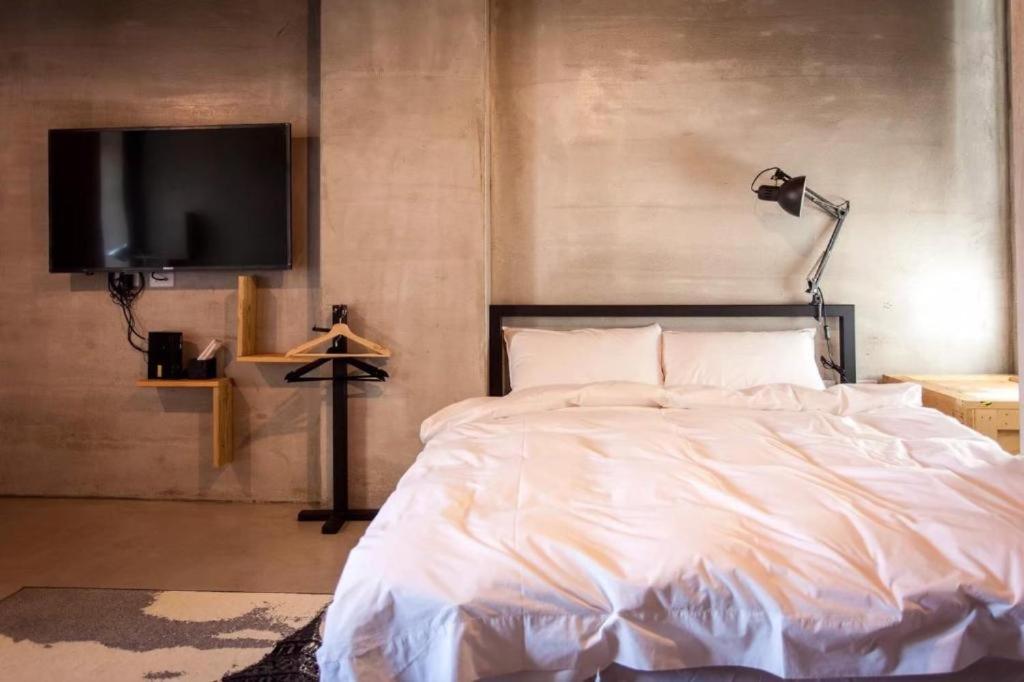 40Inn Backpackers Warehouse Taitung Bagian luar foto