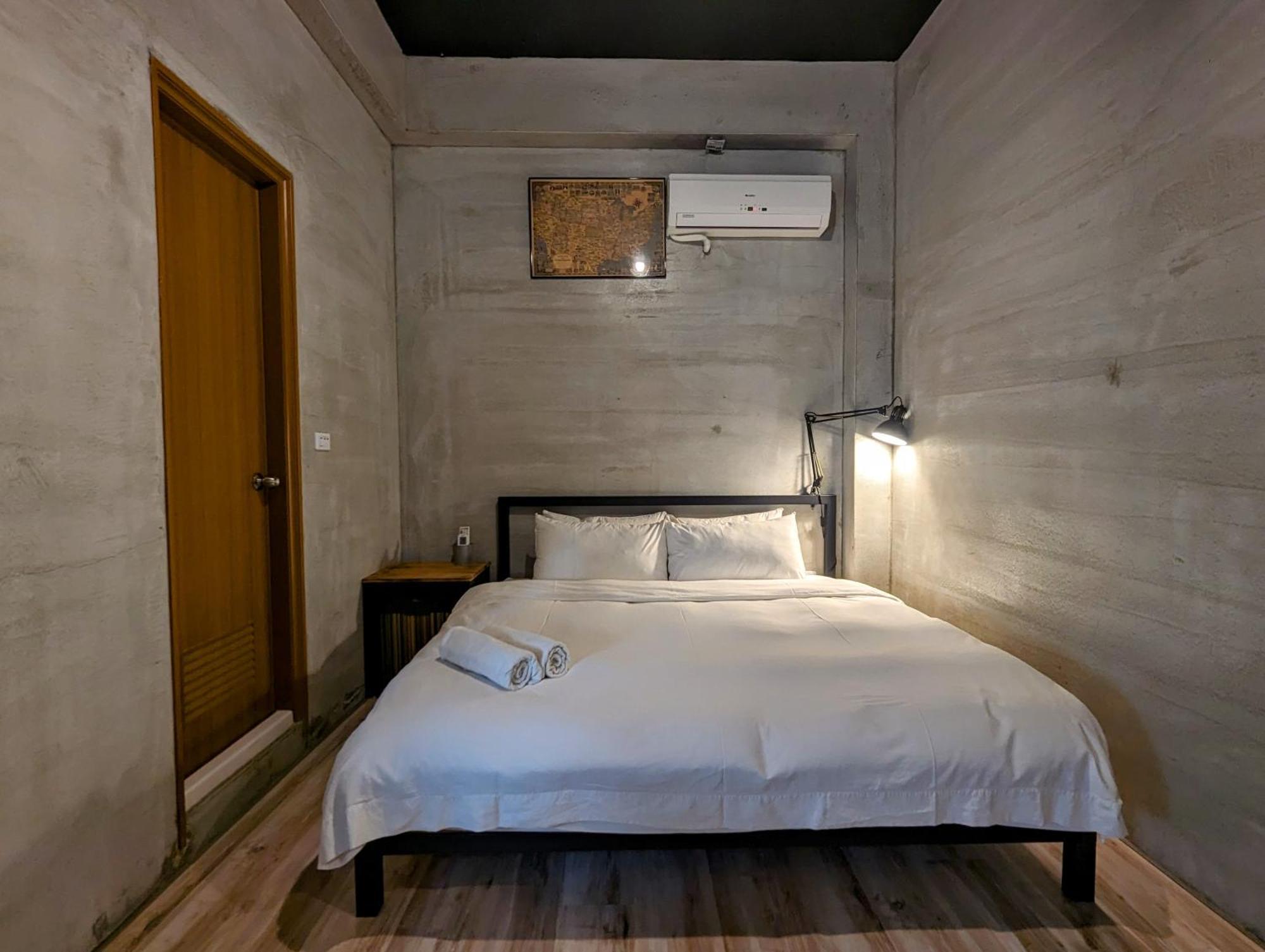 40Inn Backpackers Warehouse Taitung Bagian luar foto