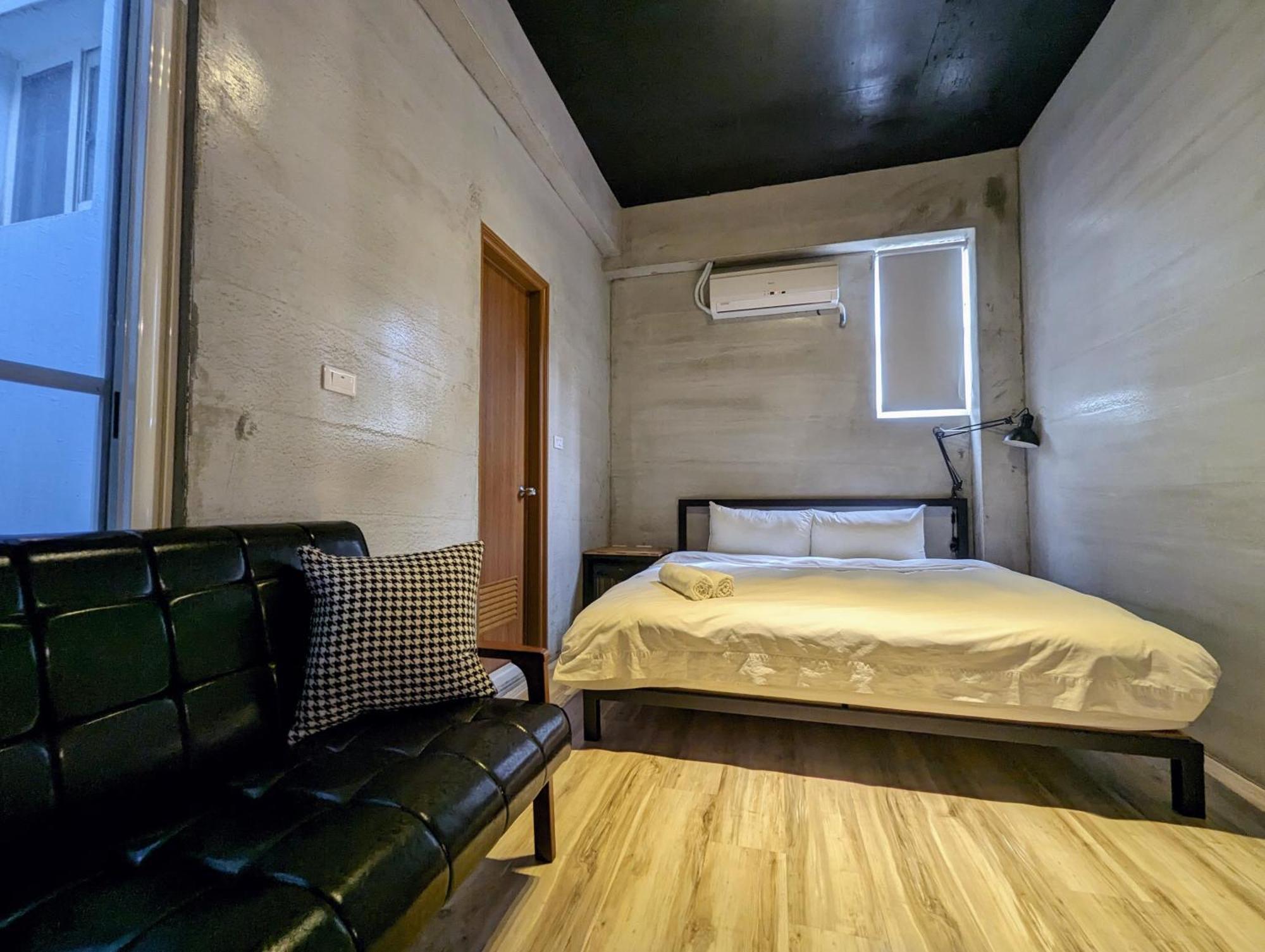 40Inn Backpackers Warehouse Taitung Ruang foto