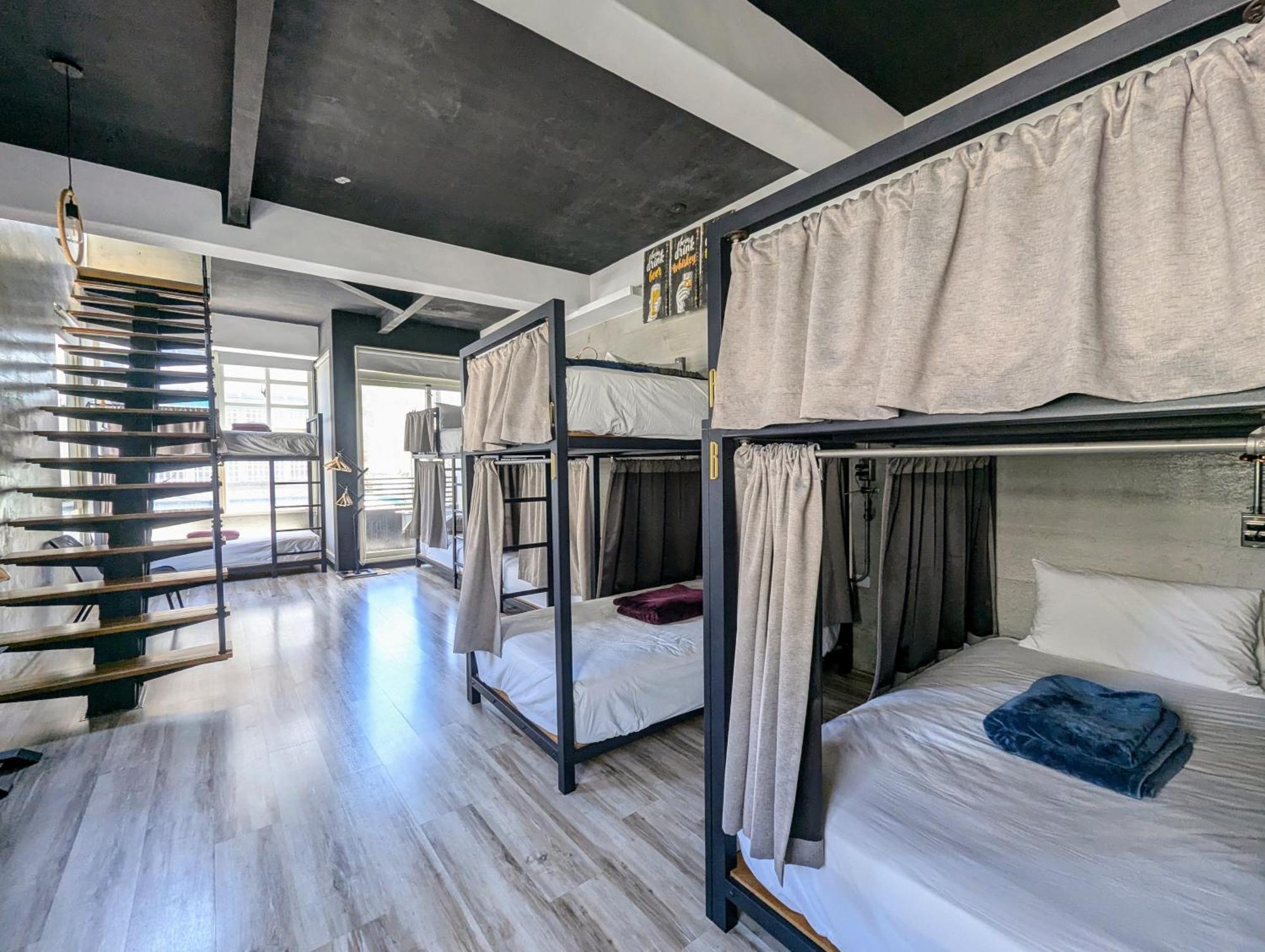 40Inn Backpackers Warehouse Taitung Bagian luar foto